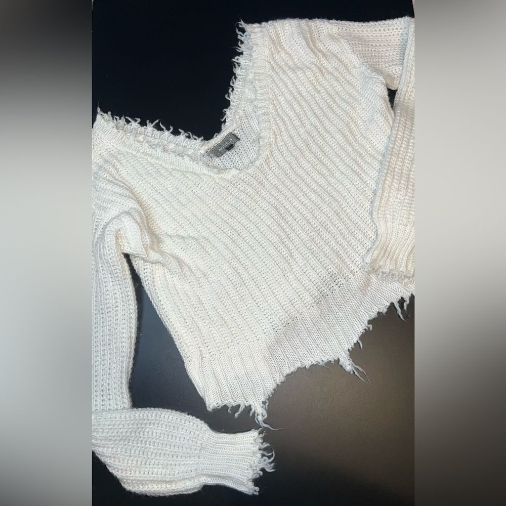4SI3NNA V-Neck Distressed Wool Blend Semi-Cropped Sweater Size Small EUC
